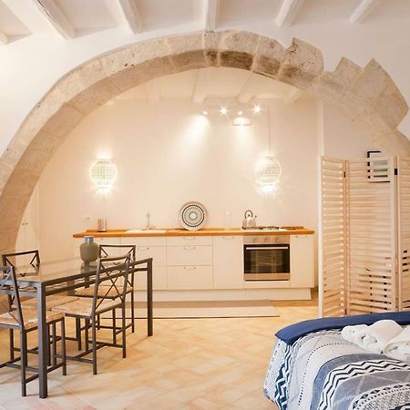 Suite Entissar Ortigia / Wifi Syracuse Buitenkant foto