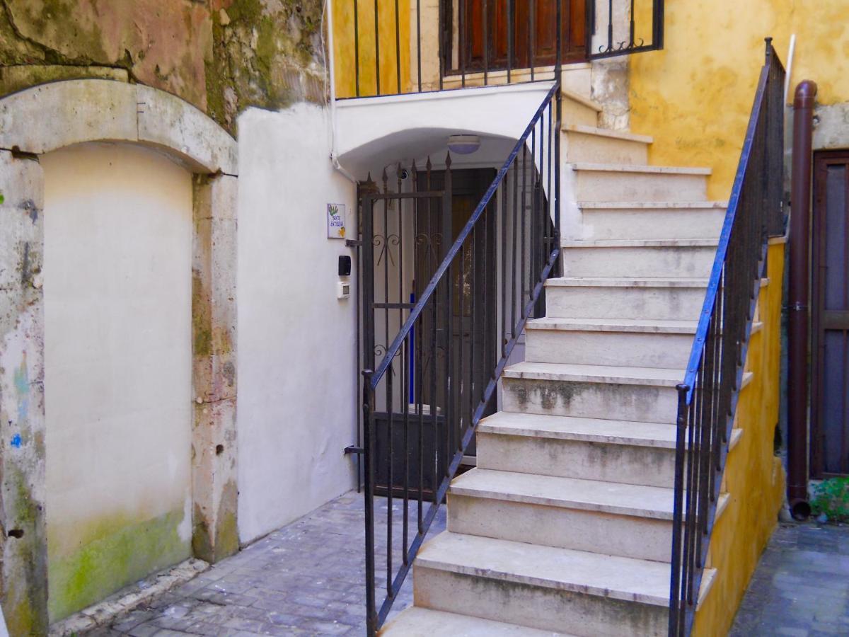 Suite Entissar Ortigia / Wifi Syracuse Buitenkant foto